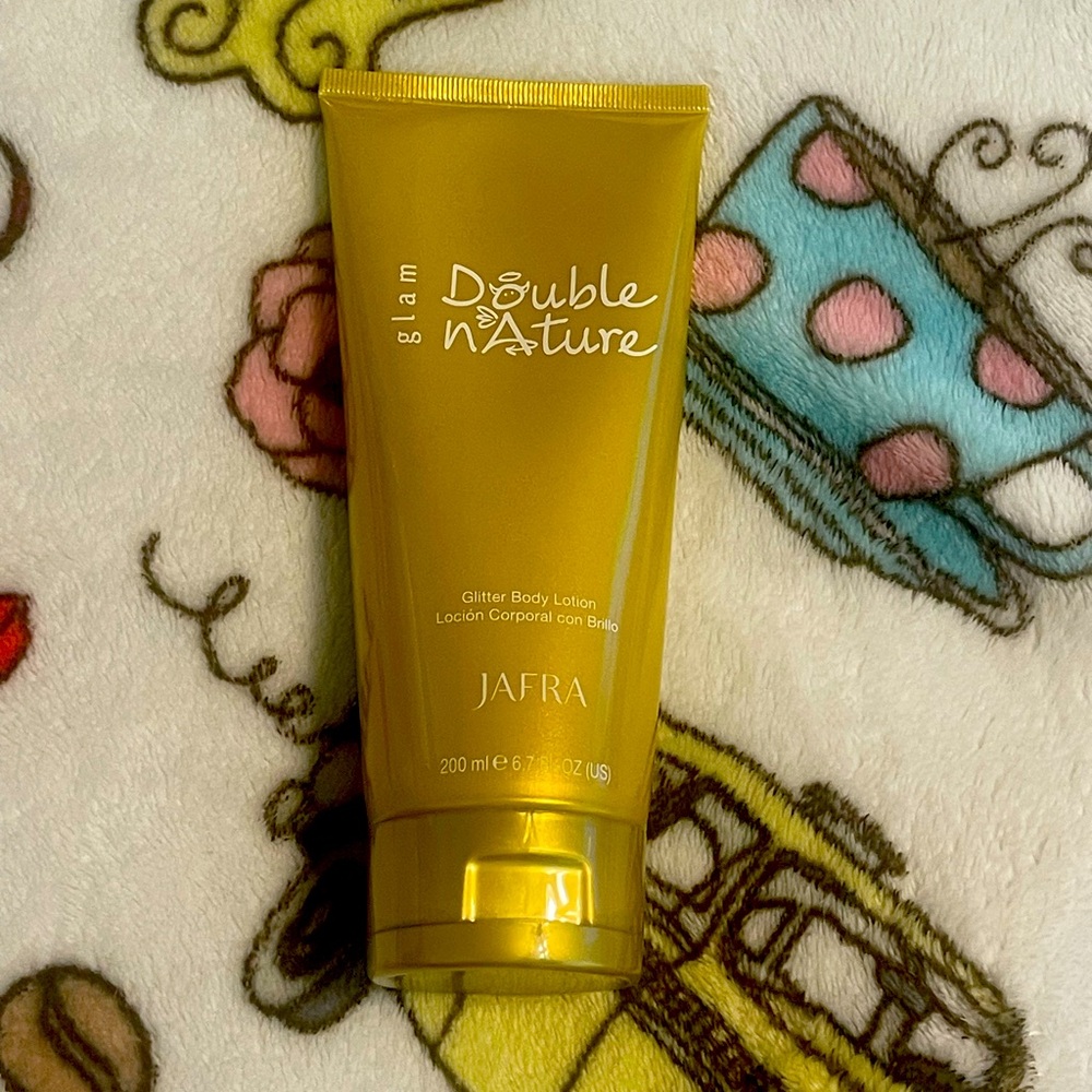 JAFRA Double Nature Glitter Body Lotion